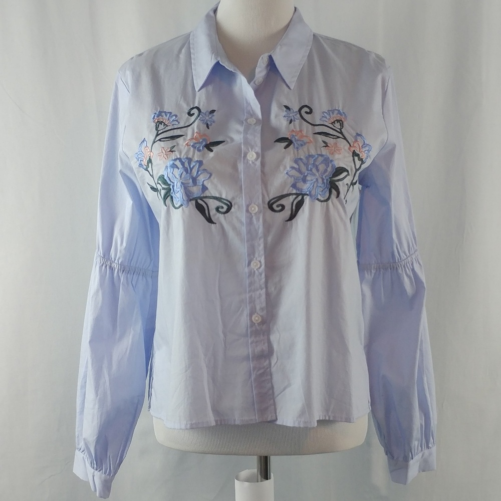 Women's Floral Embroidered Long Sleeve Button-Down
